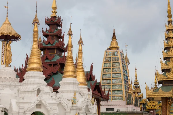 Shwedagon Pagoda, Rangún, Myanmar —  Fotos de Stock