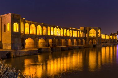Antik Khaju köprü, (Pol-e Khaju), Isfahan, İran'ın