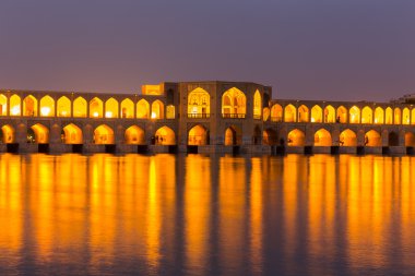 Antik Khaju köprü, (Pol-e Khaju), Isfahan, İran'ın