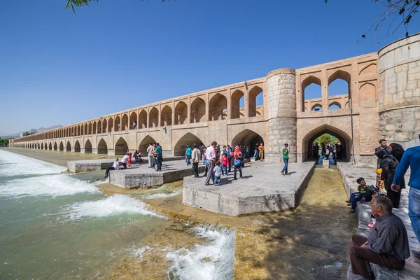 The Si-o-Seh Pol, Il Ponte di 33 Archi, a Isfahan, Iran — Foto Stock