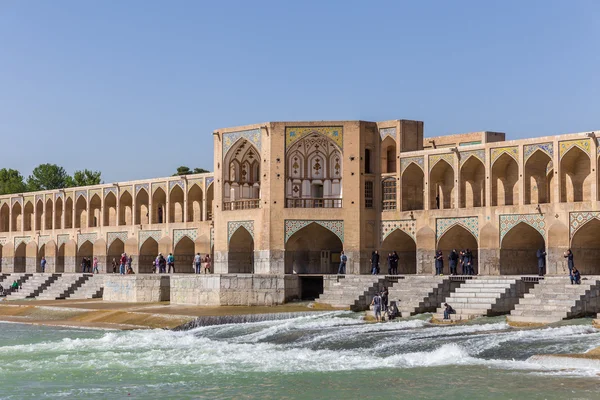 De oude Khaju Bridge, (Pol-e Khaju), in Isfahan, Iran — Stockfoto