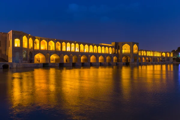 L'antico ponte Khaju, (Pol-e Khaju), a Isfahan, Iran — Foto Stock