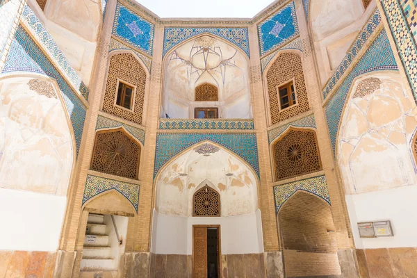 Madrasa-ye-Chahar Bagh, en Isfahán, Irán . — Foto de Stock