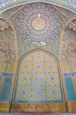 Medrese-ye-Chahar Bagh, Isfahan, İran'ın. 