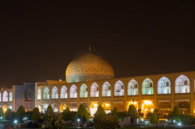 Şeyh Lütfullah Camii Nakş-ı Cihan Meydanı Isfahan, İran'ın