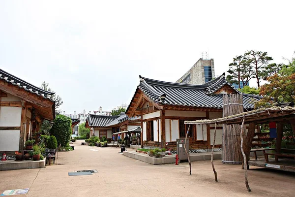 Est Une Maison Traditionnelle Coréenne — Photo