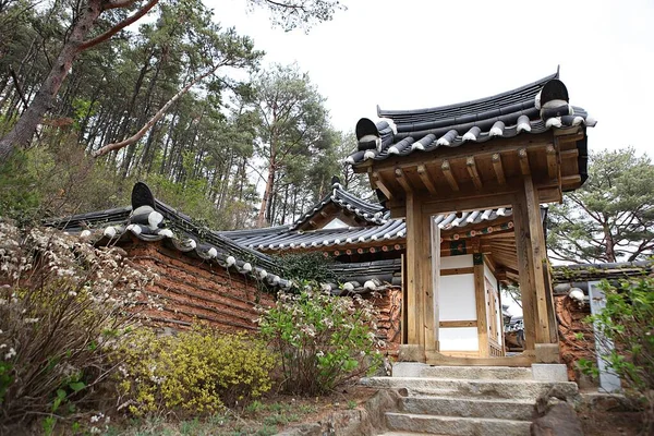 Dies Ist Ein Koreanischer Buddhistischer Tempel — Stockfoto