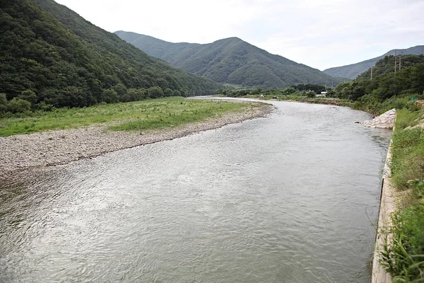 Kore kırsalının mercan manzarası.