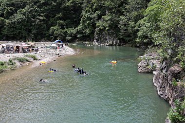 Kore kırsalının mercan manzarası.