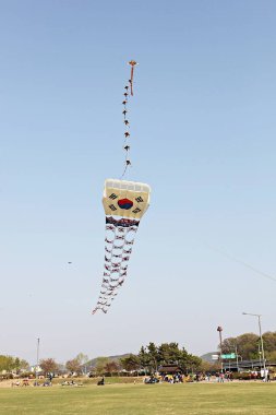 Kore kırsalının mercan manzarası.