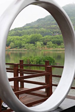 Kore kırsalının mercan manzarası.