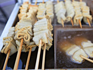 Kore 'yi gezerken atıştırmalık bir şeyler.