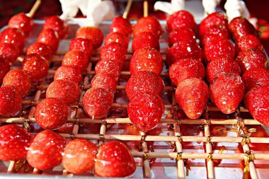 Kore 'yi gezerken atıştırmalık bir şeyler.