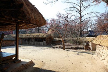 Burası Kore halk köyü.