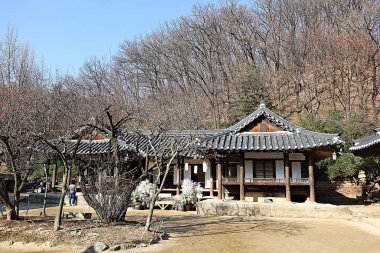 Burası Kore halk köyü.