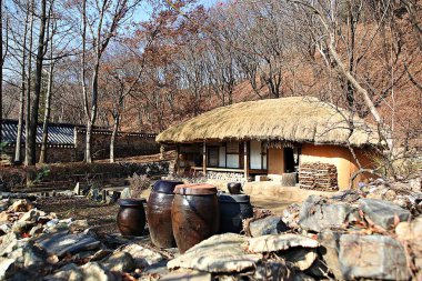 Burası Kore halk köyü.