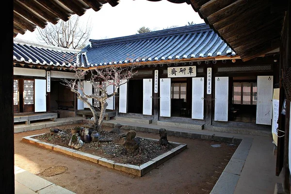 Este Pueblo Folclórico Coreano —  Fotos de Stock