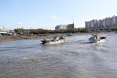 Bu bir Kore balıkçı teknesi.