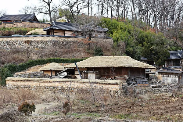 ここは韓国の伝統的な家で — ストック写真