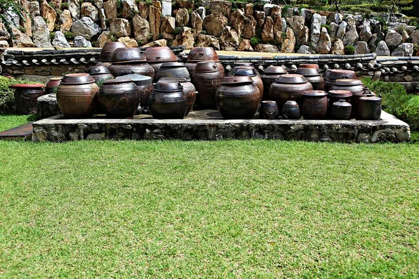 Koreansk Kultur Gjord Jord Och Glasburk — Stockfoto