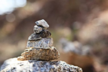 Tapınaklarda taş tapınaklar inşa ederken zenginleşme kültürü