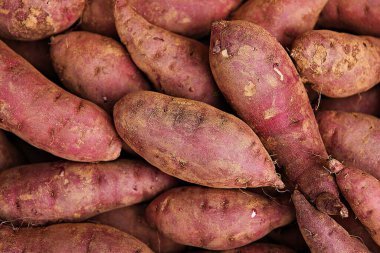 Kore sebzeli tatlı patates.