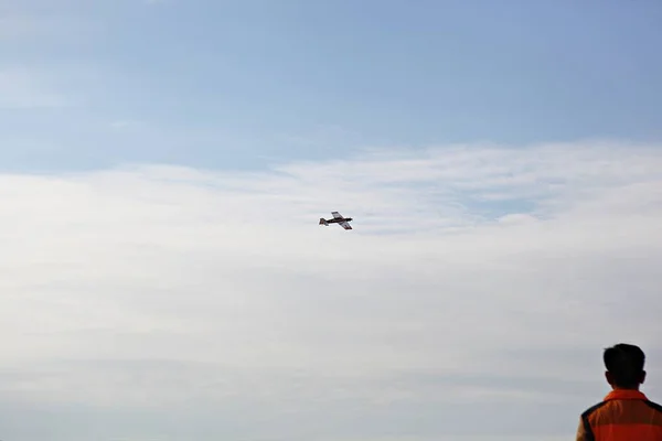 Modèle Réduit Avion Volant Dans Ciel — Photo