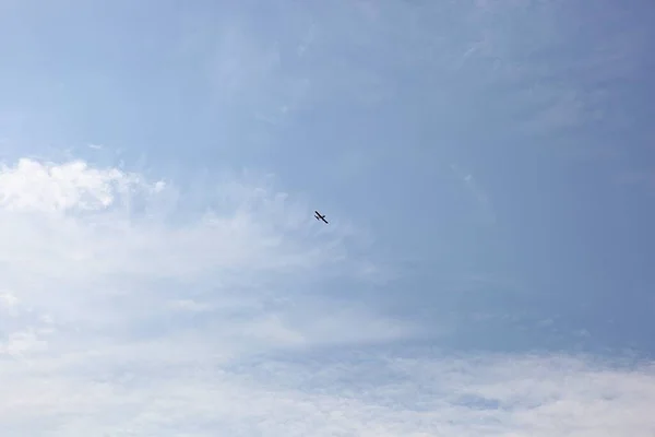 Modelo Avião Voando Céu — Fotografia de Stock