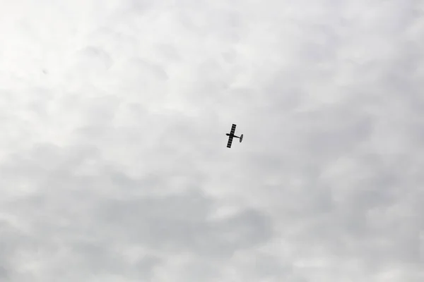 Modelo Avião Voando Céu — Fotografia de Stock