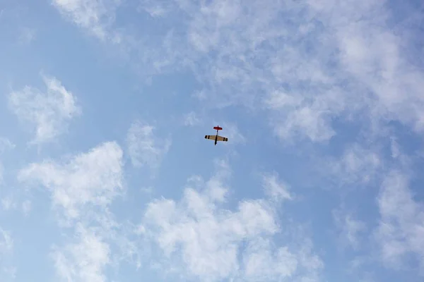 Model Airplane Flying Sky — Stockfoto