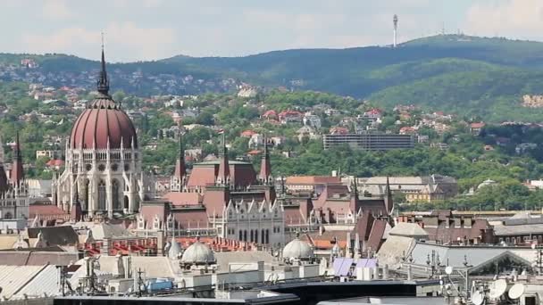 Piękny widok na Budapeszt lato. Węgry. Panoramy. — Wideo stockowe