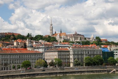 Budapeşte, Macaristan. Yaz aylarında güzel Danube dolgu.