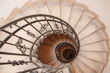 Sarmal merdiven St.Stephen's Basilica. Budapeşte, Macaristan