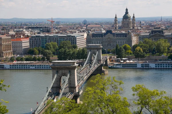 Great Chain Bridge in beautiful Budapest, Hungary. — Stock Photo, Image