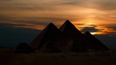 Timelapse. Sunet Cheops Piramidi üzerinde. Giza Mısır.