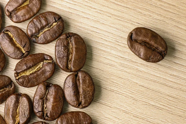 Gros plan sur les grains de café. Macro . — Photo