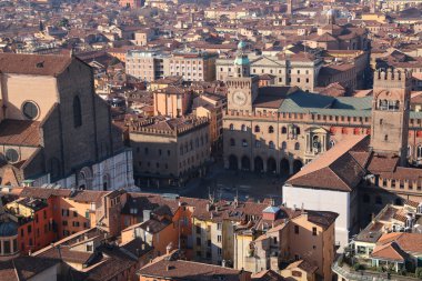Eski Bologna, Piazza Maggiore. İtalya.