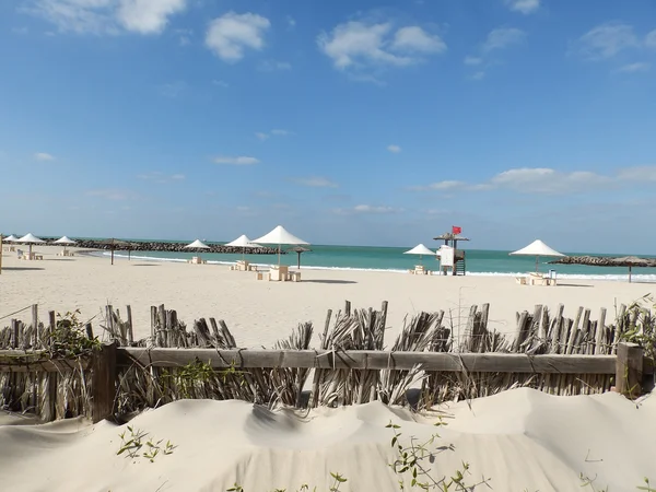 Dubai, Birleşik Arap Emirlikleri - 02 Şubat 2014 Beach Dubai — Stok fotoğraf