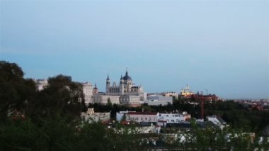 Almudena Katedrali, Madrid, İspanya. Yakınlaştırma