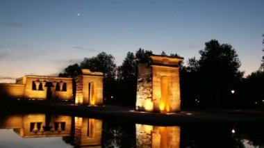 Madrid, İspanya. Debod Temple.Zoom