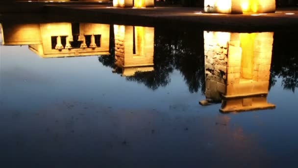 마드리드, 스페인. 데보드 사원. 아래에서 위로 보기 — 비디오