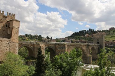 Toledo. İspanya. San Martin's Köprüsü. 