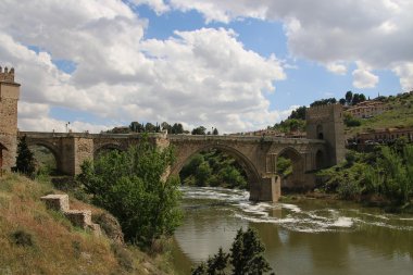 Toledo. İspanya. San Martin's Köprüsü. 