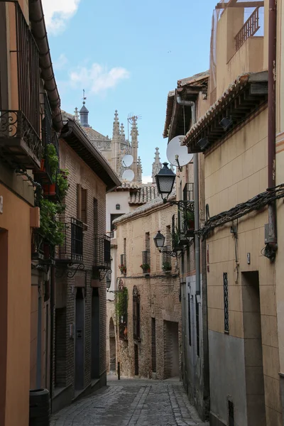 Lege oude straat in Toledo, Spanje — Stockfoto