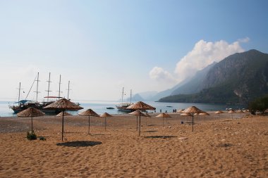 Boş Türk plaj. Çıralı. Akdeniz. Kemer. Antalya. Türkiye.