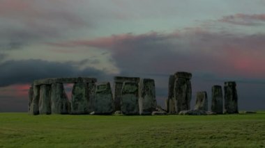 Stonehenge ile bulut zaman atlamalı. N2