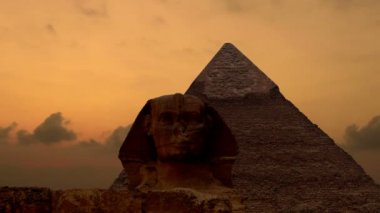 Timelapse. Sunrise Cheops ve Sfenks Piramidi üzerinde. Giza Mısır. v.3