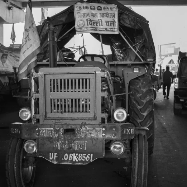 Gazipur Delhi India Dicembre 2020 Trattori Agricoli Hanno Parcheggiato Confine — Foto Stock