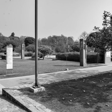 Delhi 'deki Sunder Anaokulu' nun içindeki mimari mezarı gören Sunder Nursery, Delhi 'deki Humayun' un Mezarı 'nın yanında yer alan Dünya Mirası Alanıdır.