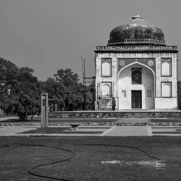 Delhi Deki Sunder Anaokulu Nun Içindeki Mimari Mezarın Içerisinden Bakıldığında — Stok fotoğraf